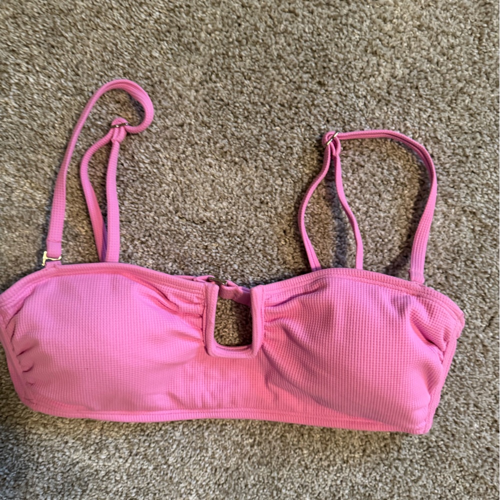 Xhilaration Vibrant Pink Swim top